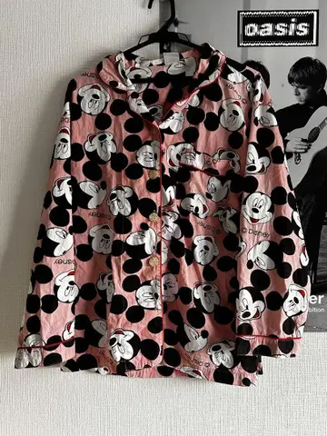 [ 가격 인하 협상 받습니다. ] MICKEY MOUSE 파자마 셔츠