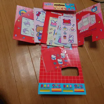 HELLO KITTY 파노라마 옷 갈아입히기