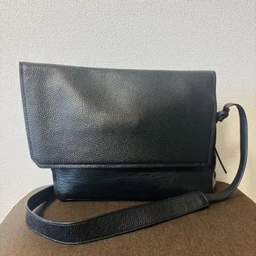 THE DILETTANTE 숄더백 비대칭 블랙 가죽