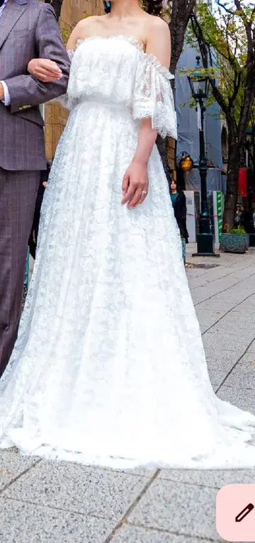 오프숄더 레이스 웨딩 드레스