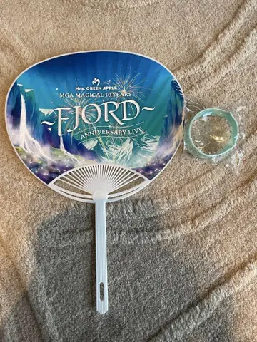 Mrs.GREEN APPLE FJORD (피요르드) 러버 밴드, 부채