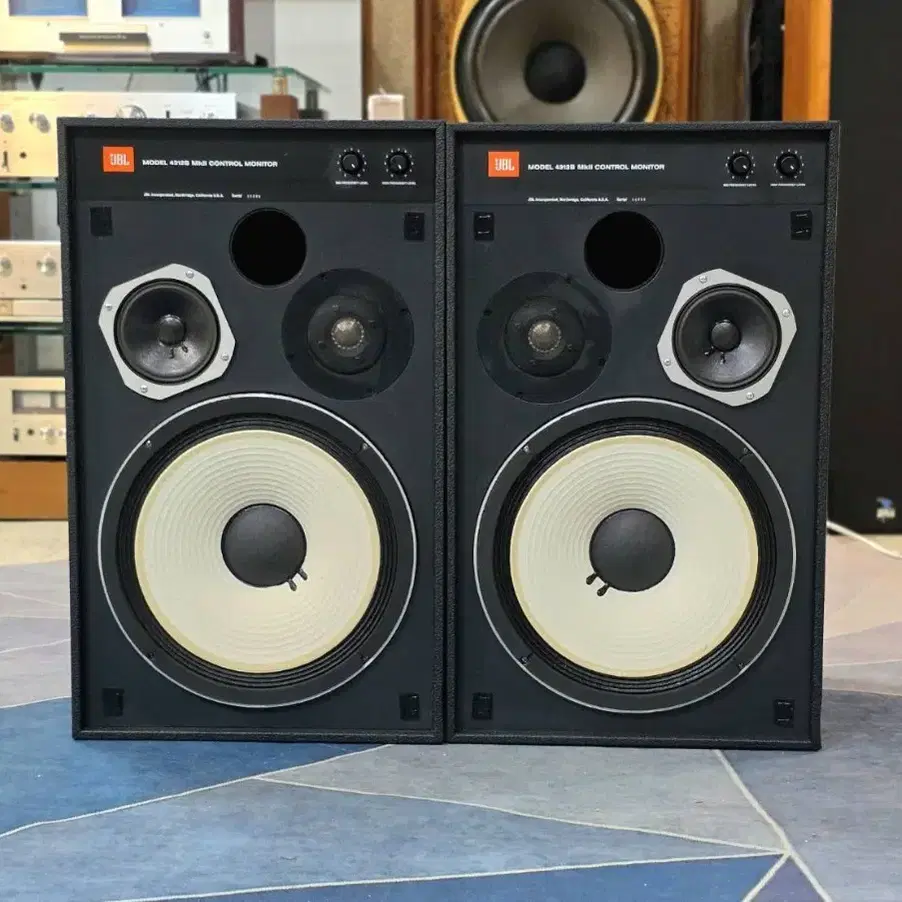 ＪＢＬ４３１２Ｂ