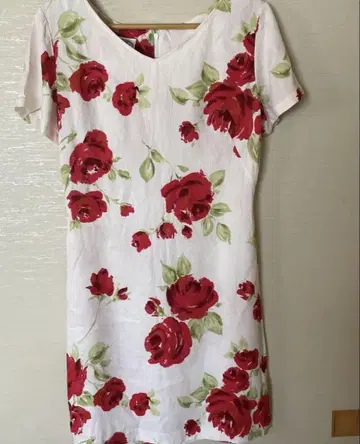Laura Ashley 빨간 장미 무늬 반팔 원피스 일본 사이즈 9