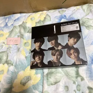 SixTONES 1st 초회판 B 음색판