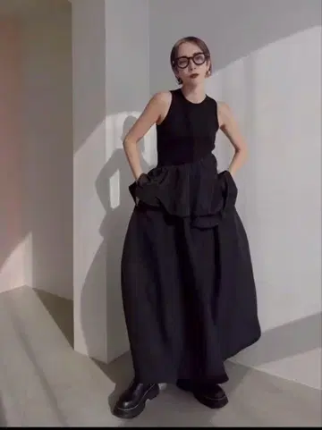 OMMO BALLOON PEPLUM LAYERED OP