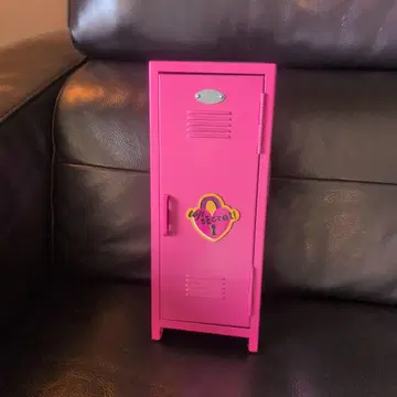 Girl Talk Locker 소니 플라자