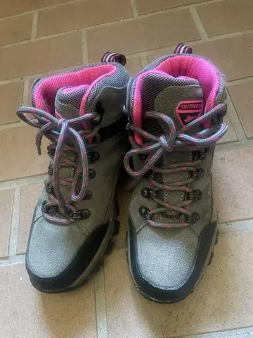 등산화 그레이 핑크 22.5cm