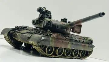 몽모델 1/35 AMX-30B2 완성품 탱크 프라모델