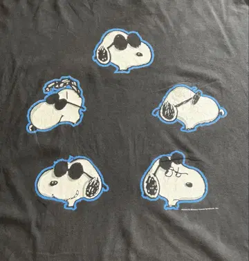 90s 스누피 PEANUTS 페이드 영화 애니메이션 싱글 티셔츠