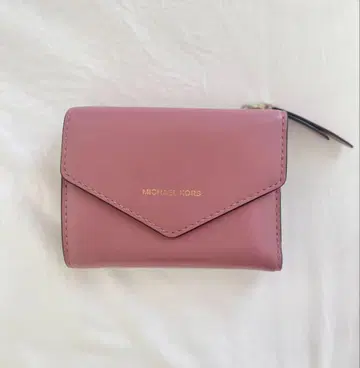 MICHAEL KORS 더스티 핑크 3단 폴더형 지갑