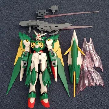HG 건담 페니체 리나시타