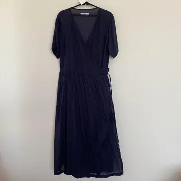 YARRA 네이비 랩 드레스