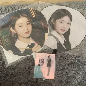 Wonyoung 부채와 아크릴 스탠드