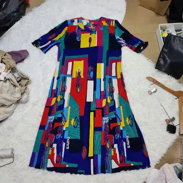 Glatt Fashion 반팔 롱 원피스 멀티 컬러 플리츠 원단