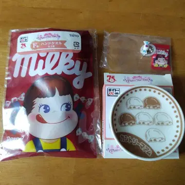 다이토 페코짱 복권 E상 핸드 타월, F상 미니 접시