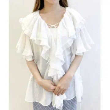코코딜 빅 프릴 블라우스