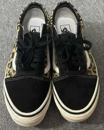 VANS 클래식 레오파드 무늬 스니커즈