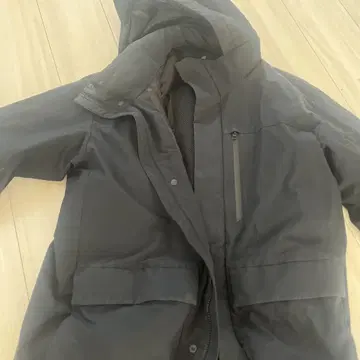UNIQLO 블랙 다운 자켓 XL