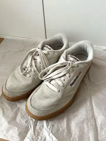 리복 클럽 C 85 베이지 리복 스니커즈 25.5cm