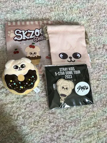 SKZOO 스위츠 도넛 모양 봉제인형 세트
