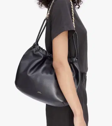 아페쎄 SAC NINON CHAINE 백 블랙