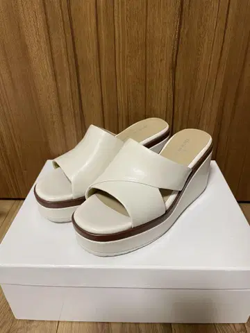통굽 뮬 샌들 22.5cm