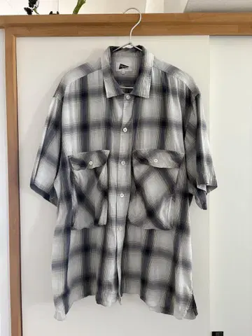 Pilgrim 체크 무늬 반팔 셔츠 XL