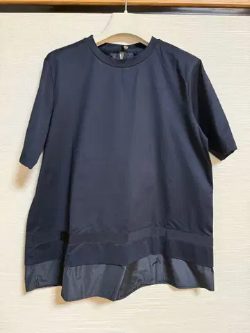 미사용 헤르노 블랙 티셔츠