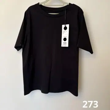 미사용 새상품 우타오 블랙 반팔 티셔츠