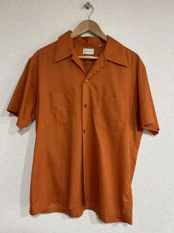 1970년대 Jacobson's 오픈 카라 셔츠