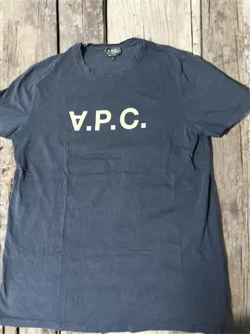 A.P.C. 네이비 티셔츠 L 사이즈