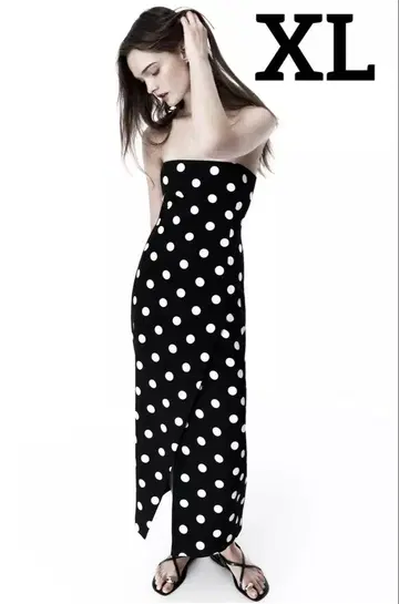 스트랩리스 도트 무늬 롱 원피스 ZW COLLECTION
