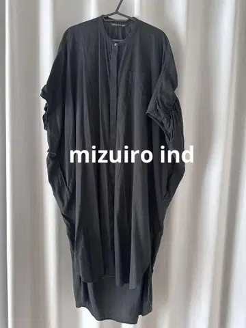 mizuiro ind 백 개더 셔츠 원피스 블랙