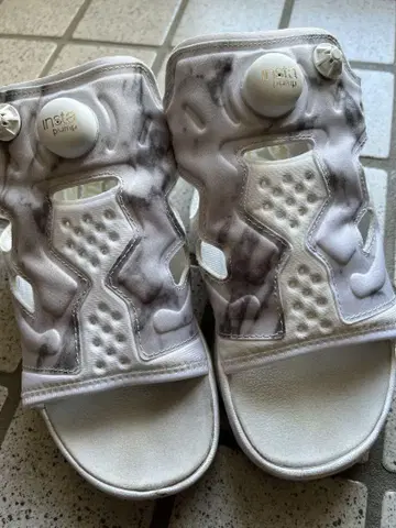 리복 INSTA PUMP FURY SANDAL 23cm