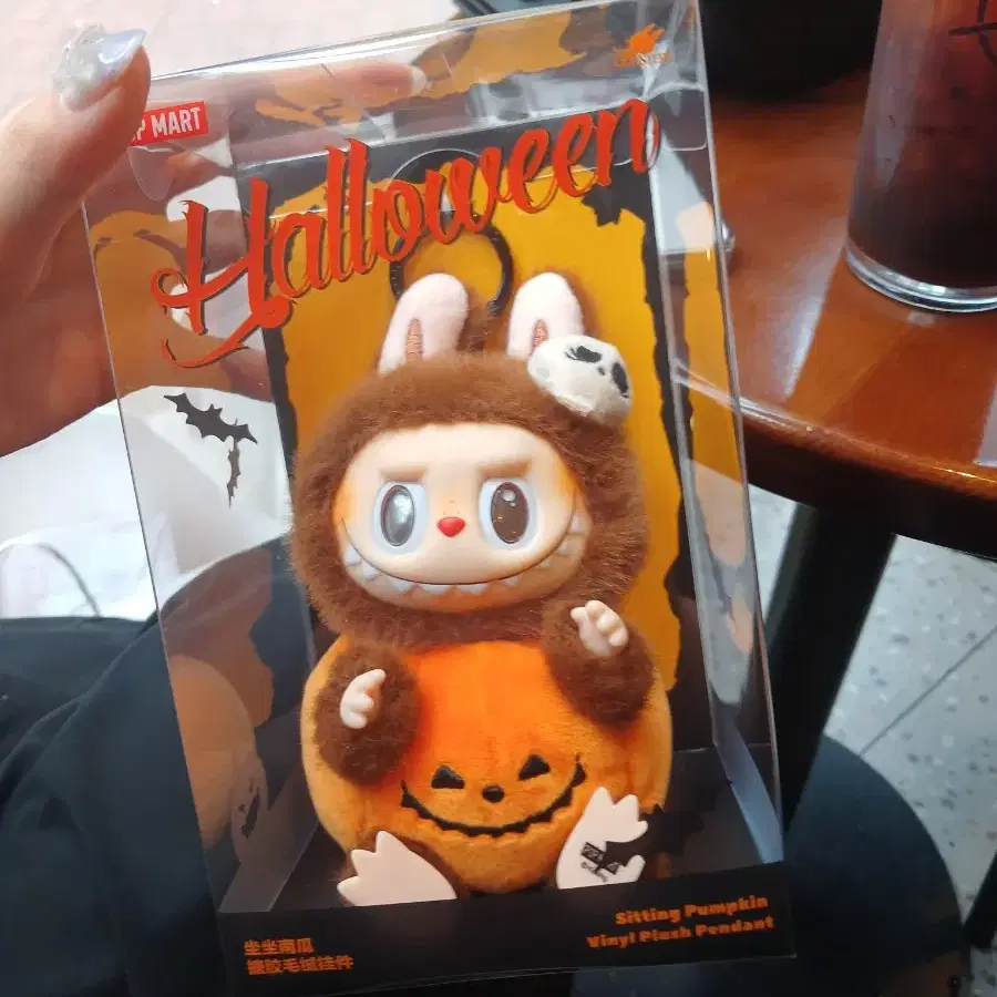 【即完売】　labubu ハロウィン ブリスターフィギュア 約8.9cm labubu ハロウィン ブリスターフィギュア 約8.9cmオンライン