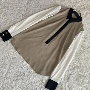 ANN TAYLOR 블라우스 카키 0 깔끔 오피스 고급스러운 스타일