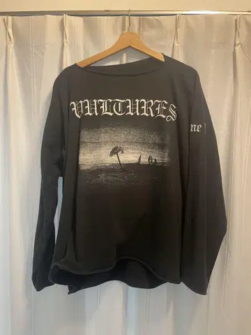 yeezy yzy VULTURES 긴팔 티셔츠 사이즈 1