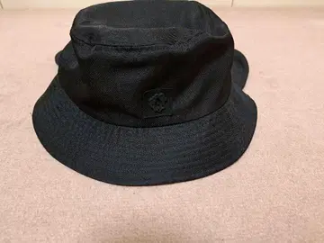 만박 한정판 은은한 먘먘 로고 블랙 모자 탈부착식 목 커버 포함