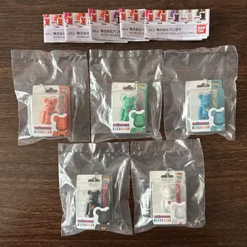 BE@RBRICK 베어브릭 패키지 참 컬렉션 5종 세트