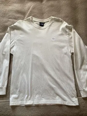 THE NORTH FACE 화이트 긴팔 티셔츠 L
