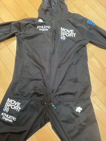 DESCENTE MOVE SPORTS 블랙 셋업 저지