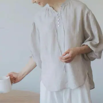 북유럽 카나코 씨와 만든 2WAY 린넨 블라우스 베이지 브라운