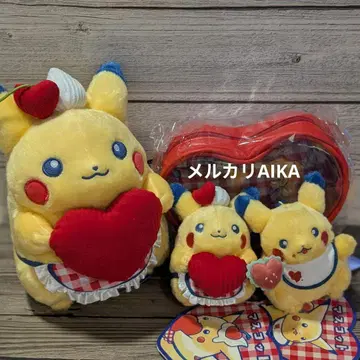 PIKACHU DINER 햄버거 & 하트 마스코트 봉제 인형 파우치