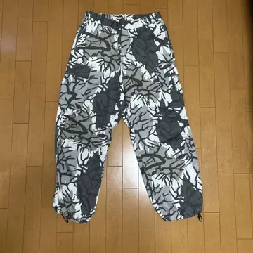 베이크루즈 카모 패턴 카고 팬츠