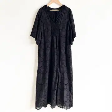 누키테파 Cotton Voile Dot Hemla Dress 블랙