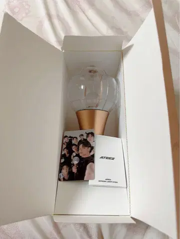 ATEEZ 공식 응원봉