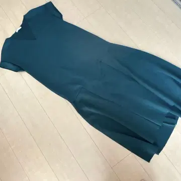 ZARA 롱 원피스 광택 그린 롱 스커트 V넥