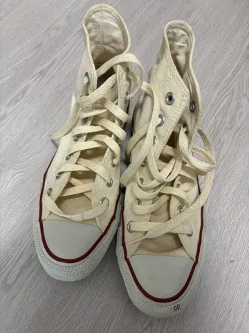 Converse All Star 하이컷 스니커즈 크림