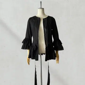 빅토리아시크릿 MODA 프릴 페플럼 리본 블라우스 (S) 블랙