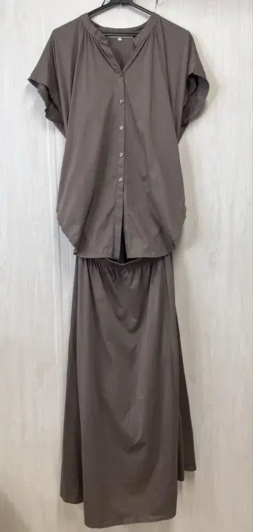 브라운 반팔 셋업 LL 원피스 브라운